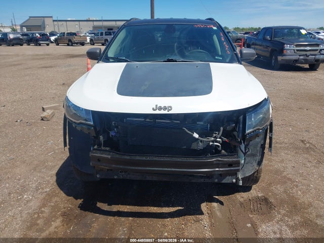 2019 JEEP COMPASS 3C4NJDDB1KT618195 Photo 5