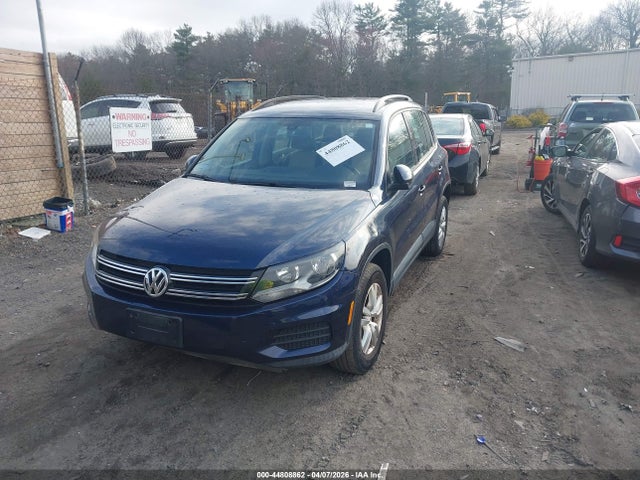 44808862 :رقم المزاد ، WVGBV7AX7GW594216 vin ، 2016 Volkswagen Tiguan S مزاد بيع