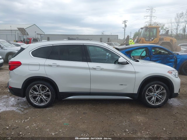 2017 Bmw X1 Xdrive28i მანქანა იყიდება აუქციონზე, vin: WBXHT3C35H5F74812, აუქციონის ნომერი: 44808890