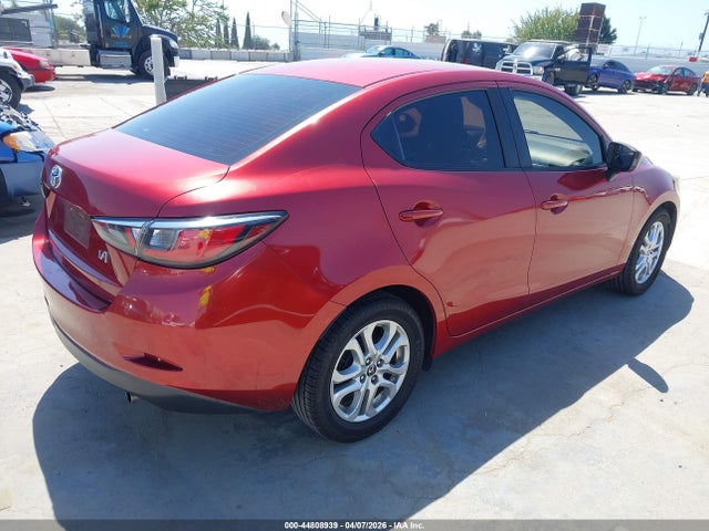 3MYDLBYV3JY304601 Toyota YARIS IA
