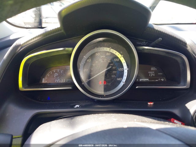 3MYDLBYV3JY304601 Toyota YARIS IA