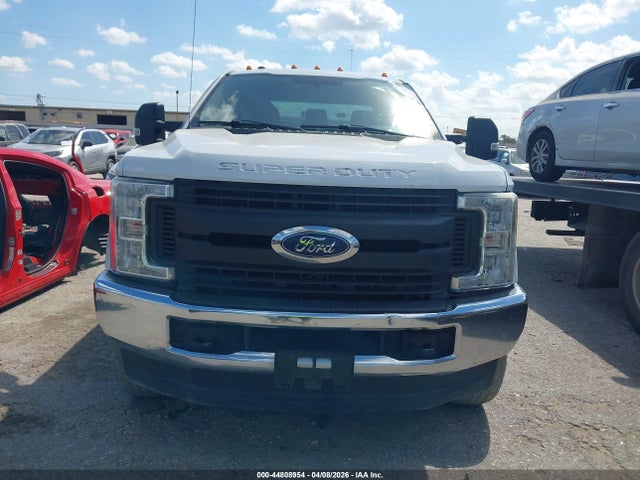 Продажа на аукционе авто 2017 Ford F-350 Xl, vin: 1FT8X3DT1HEE13886, номер лота: 44808954