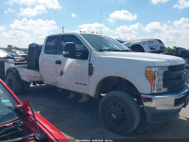Продажа на аукционе авто 2017 Ford F-350 Xl, vin: 1FT8X3DT1HEE13886, номер лота: 44808954