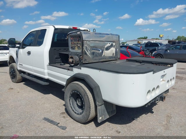 Продажа на аукционе авто 2017 Ford F-350 Xl, vin: 1FT8X3DT1HEE13886, номер лота: 44808954