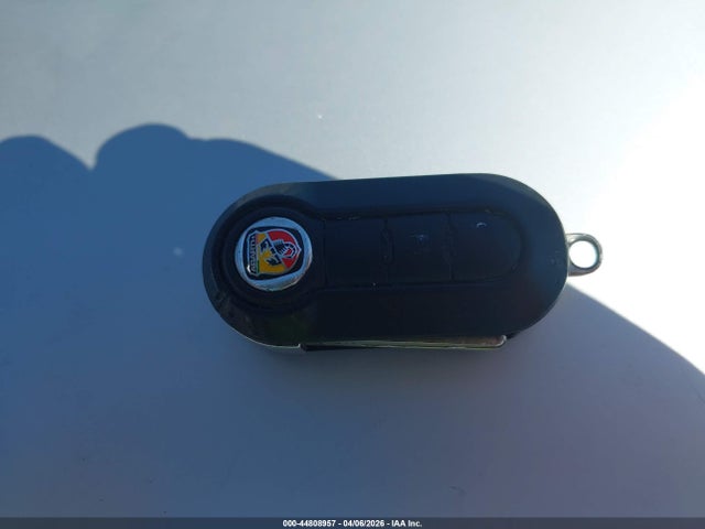 2018 FIAT 500 3C3CFFFH8JT471916 Photo 10