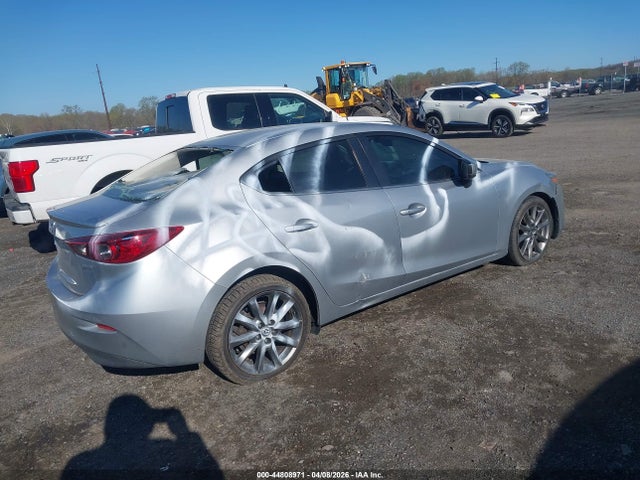 Продажа на аукционе авто 2018 Mazda Mazda3 Touring, vin: 3MZBN1V37JM205863, номер лота: 44808971