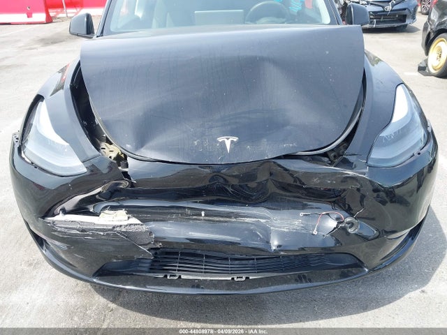Продаж на аукціоні авто 2024 Tesla Model Y Long Range Single Motor Rear-wheel Drive/rwd, vin: 7SAYGDED2RF054631, номер лоту: 44808978