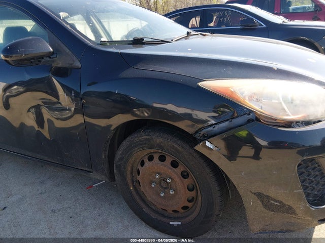 Продаж на аукціоні авто 2013 Mazda Mazda3 I Sport, vin: JM1BL1U80D1709050, номер лоту: 44808990