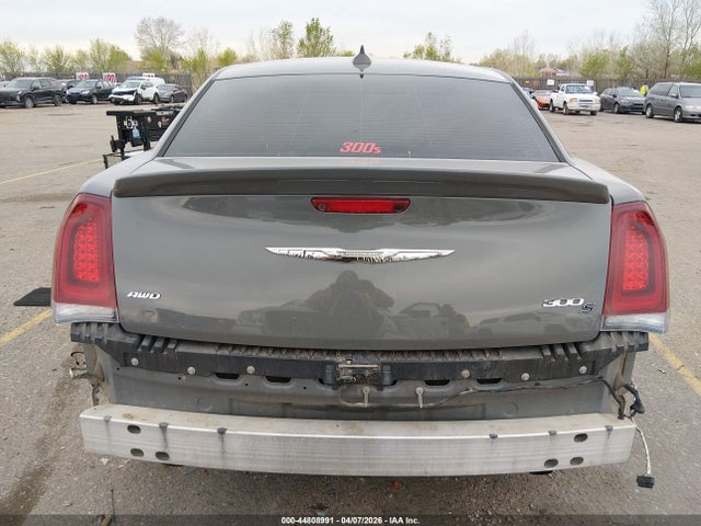 44808991 :رقم المزاد ، 2C3CCAGG5HH588731 vin ، 2017 Chrysler 300 300s Awd مزاد بيع