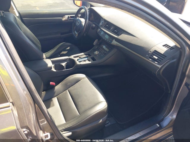 44808998 :رقم المزاد ، JTHKD5BH6F2213902 vin ، 2015 Lexus Ct 200h مزاد بيع