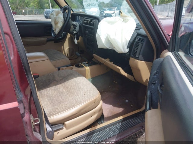 44809005 :رقم المزاد ، 1J4FT48S7YL156622 vin ، 2000 Jeep Cherokee Sport مزاد بيع