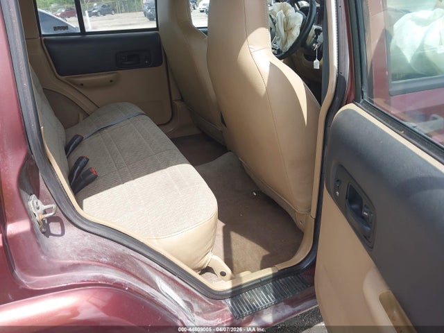 44809005 :رقم المزاد ، 1J4FT48S7YL156622 vin ، 2000 Jeep Cherokee Sport مزاد بيع
