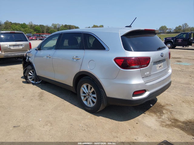 Продажа на аукционе авто 2019 Kia Sorento 2.4l L, vin: 5XYPG4A36KG577798, номер лота: 44809021