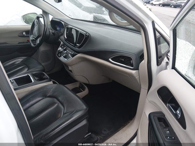 Продаж на аукціоні авто 2021 Chrysler Pacifica Touring L, vin: 2C4RC1BG8MR515662, номер лоту: 44809027