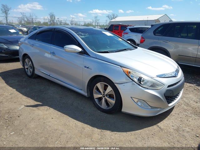 Продаж на аукціоні авто 2012 Hyundai Sonata Hybrid, vin: KMHEC4A46CA044732, номер лоту: 44809032