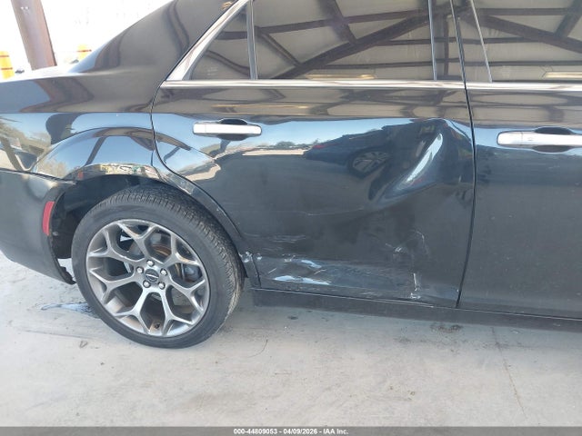 2017 Chrysler 300 C Platinum მანქანა იყიდება აუქციონზე, vin: 2C3CCASG5HH514166, აუქციონის ნომერი: 44809053
