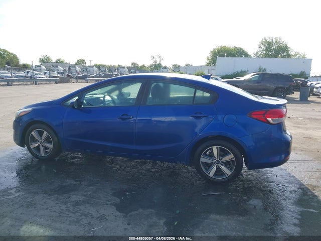 2018 Kia Forte S მანქანა იყიდება აუქციონზე, vin: 3KPFL4A72JE172432, აუქციონის ნომერი: 44809057
