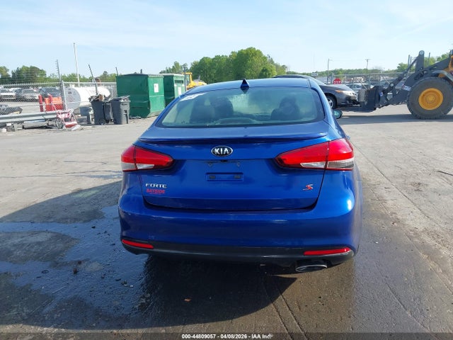 2018 Kia Forte S მანქანა იყიდება აუქციონზე, vin: 3KPFL4A72JE172432, აუქციონის ნომერი: 44809057