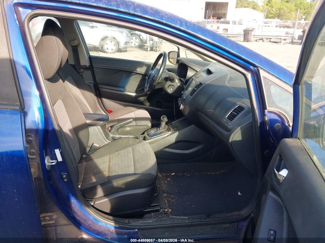 2018 Kia Forte S მანქანა იყიდება აუქციონზე, vin: 3KPFL4A72JE172432, აუქციონის ნომერი: 44809057