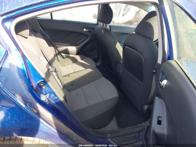 2018 Kia Forte S მანქანა იყიდება აუქციონზე, vin: 3KPFL4A72JE172432, აუქციონის ნომერი: 44809057