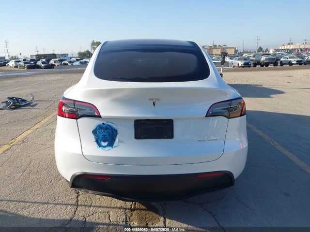 Продаж на аукціоні авто 2024 Tesla Model Y Long Range Dual Motor All-wheel Drive, vin: 7SAYGDEE7RF190536, номер лоту: 44809063