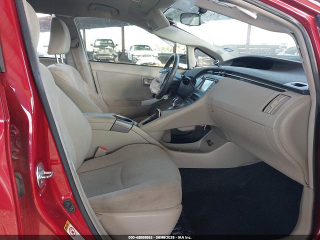 JTDKN3DU4F0432897 Toyota Prius Three