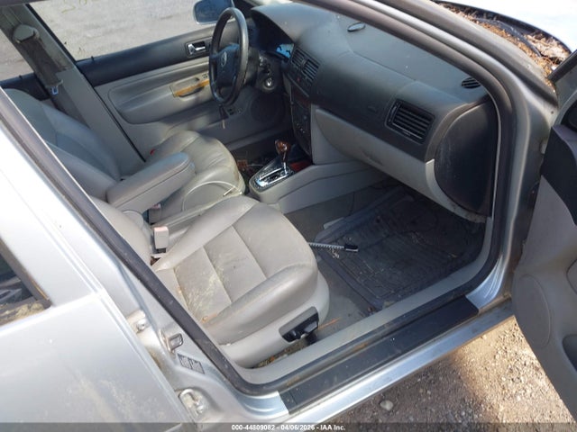 Aukcja sprzedaży 2003 Volkswagen Jetta Glx, vin: 3VWTH69M43M018921, numer aukcji: 44809082