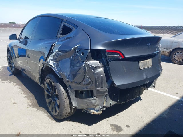 Продажа на аукционе авто 2022 Tesla Model Y Long Range Dual Motor All-wheel Drive, vin: 7SAYGDEE5NF403168, номер лота: 44809090