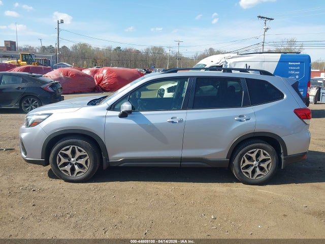 Продажа на аукционе авто 2020 Subaru Forester Premium, vin: JF2SKAJC1LH496161, номер лота: 44809100