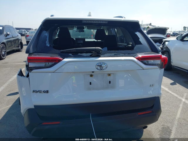 Toyota RAV4 LE 2020 JTMK1RFV9LD059574 Image 16
