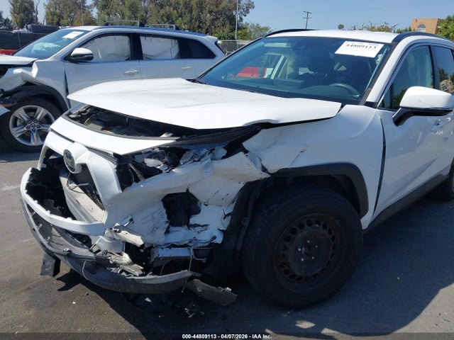 JTMK1RFV9LD059574 Toyota RAV4 LE