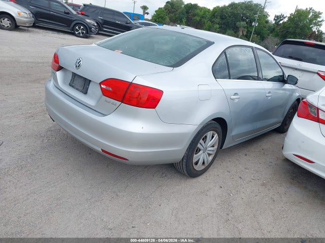 2013 VOLKSWAGEN JETTA 3VWDP7AJ5DM381616 Photo 3