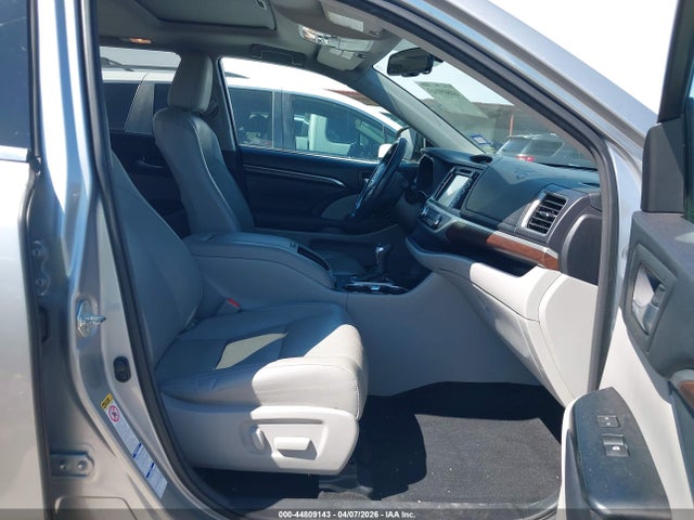 Продажа на аукционе авто 2014 Toyota Highlander Limited V6, vin: 5TDDKRFH1ES012093, номер лота: 44809143
