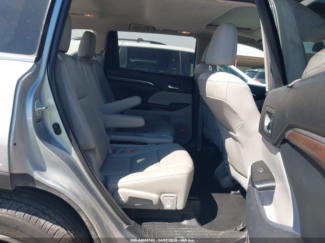 Продажа на аукционе авто 2014 Toyota Highlander Limited V6, vin: 5TDDKRFH1ES012093, номер лота: 44809143