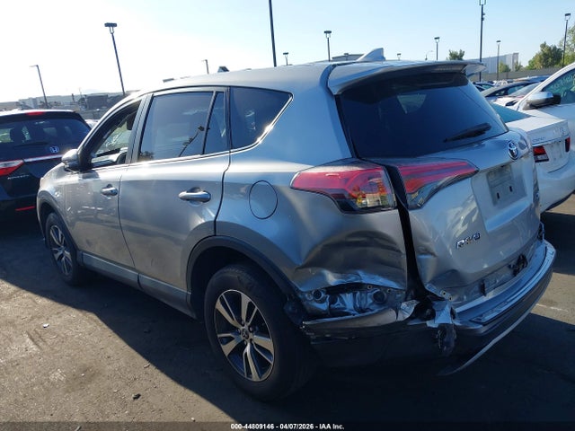 JTMWFREVXJJ182612 Toyota Rav4 Xle