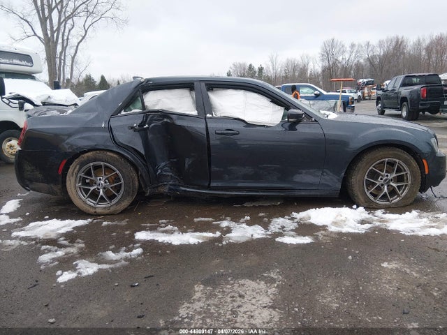 Aukcja sprzedaży 2016 Chrysler 300, vin: 2C3CCABT3GH287300, numer aukcji: 44809147