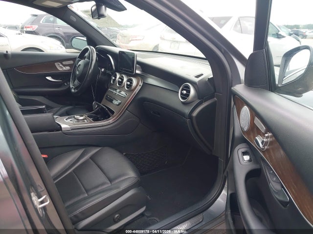 WDC0G4KB6JV099715 Mercedes-Benz Glc 300 4matic
