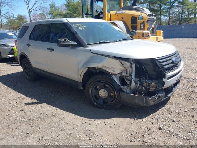 Продажа на аукционе авто 2019 Ford Explorer Police Interceptor, vin: 1FM5K8AR9KGB46219, номер лота: 44809180