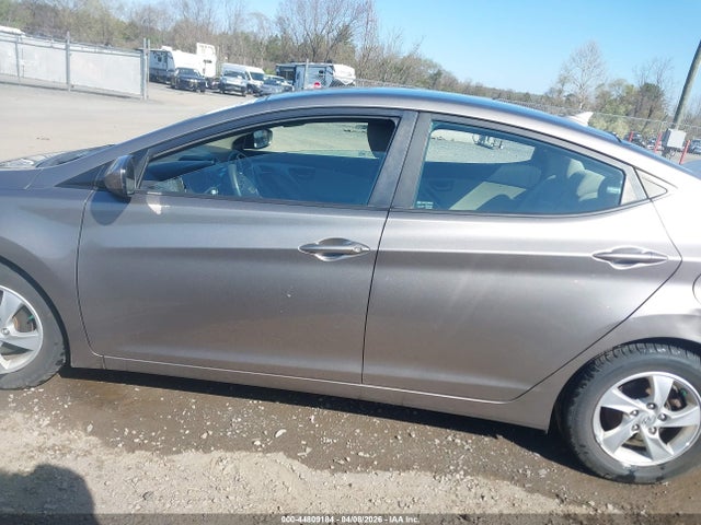 Продаж на аукціоні авто 2015 Hyundai Elantra Se, vin: 5NPDH4AE3FH556360, номер лоту: 44809184