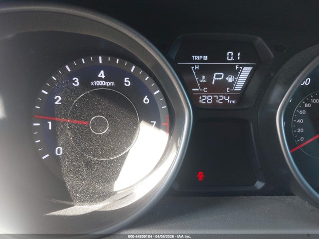 Продаж на аукціоні авто 2015 Hyundai Elantra Se, vin: 5NPDH4AE3FH556360, номер лоту: 44809184