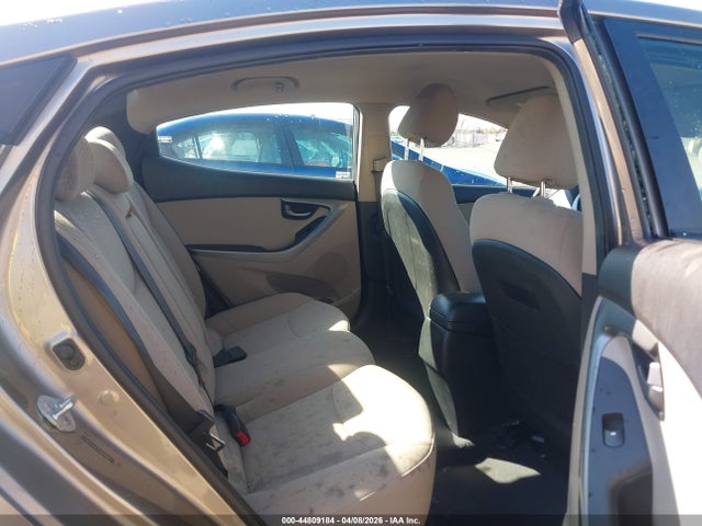 Продаж на аукціоні авто 2015 Hyundai Elantra Se, vin: 5NPDH4AE3FH556360, номер лоту: 44809184