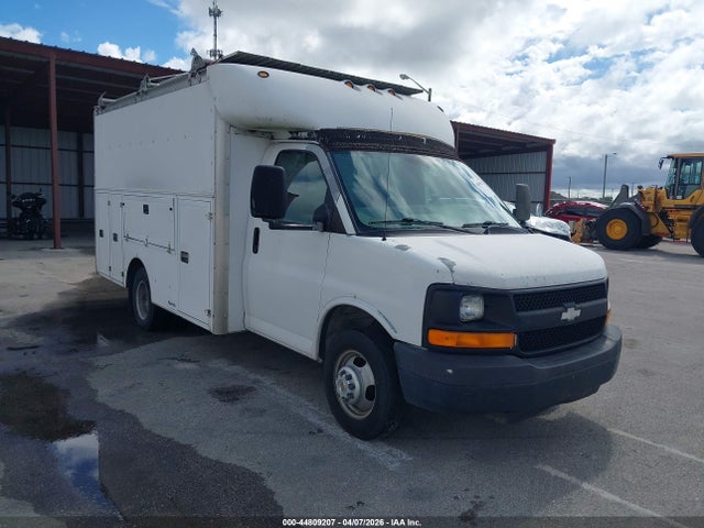 2005 Chevrolet Express Cutaway Base W/c7l/c7n მანქანა იყიდება აუქციონზე, vin: 1GBJG31U551154681, აუქციონის ნომერი: 44809207
