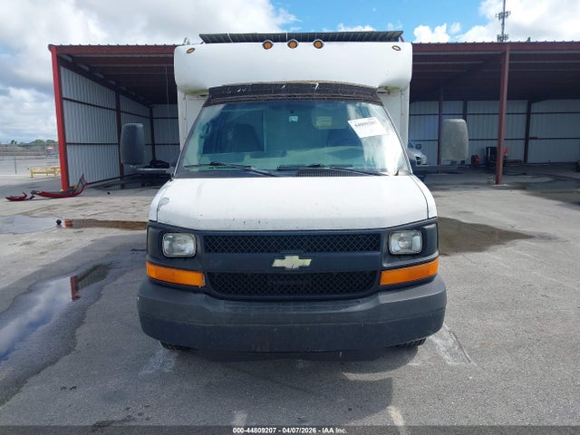 2005 Chevrolet Express Cutaway Base W/c7l/c7n მანქანა იყიდება აუქციონზე, vin: 1GBJG31U551154681, აუქციონის ნომერი: 44809207