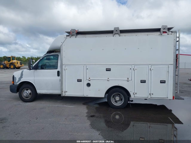 2005 Chevrolet Express Cutaway Base W/c7l/c7n მანქანა იყიდება აუქციონზე, vin: 1GBJG31U551154681, აუქციონის ნომერი: 44809207