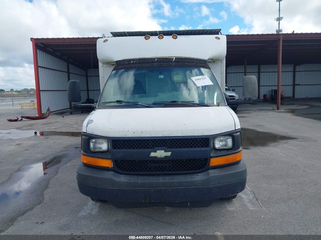 2005 Chevrolet Express Cutaway Base W/c7l/c7n მანქანა იყიდება აუქციონზე, vin: 1GBJG31U551154681, აუქციონის ნომერი: 44809207