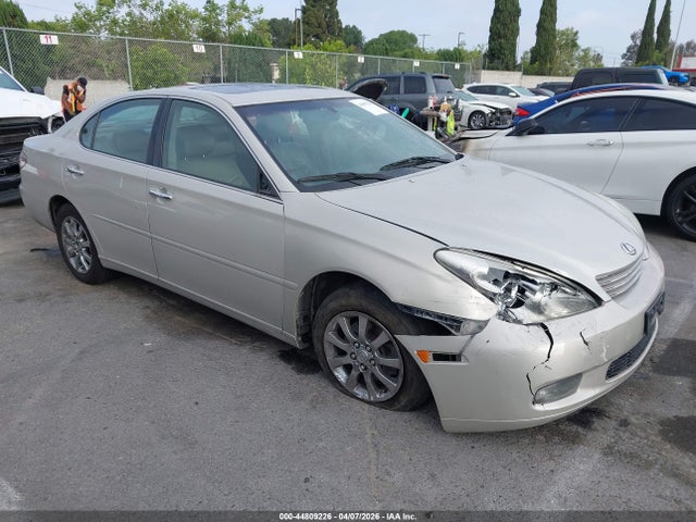 44809226 :رقم المزاد ، JTHBF30G230096285 vin ، 2003 Lexus Es 300 مزاد بيع