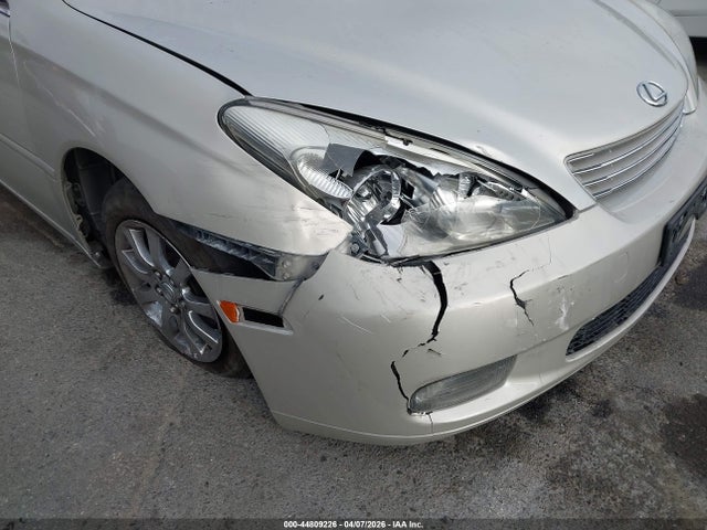 44809226 :رقم المزاد ، JTHBF30G230096285 vin ، 2003 Lexus Es 300 مزاد بيع