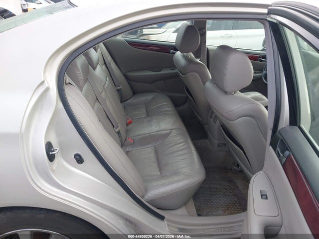 44809226 :رقم المزاد ، JTHBF30G230096285 vin ، 2003 Lexus Es 300 مزاد بيع