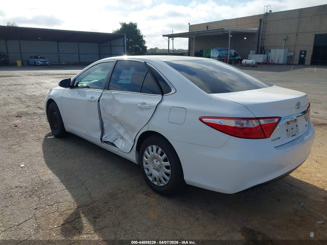 Toyota CAMRY LE 2015 4T1BF1FK4FU008279 Image 3