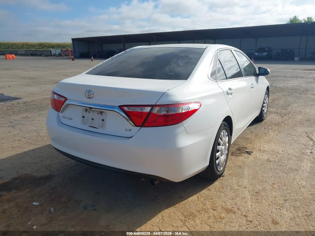Toyota CAMRY LE 2015 4T1BF1FK4FU008279 Image 4